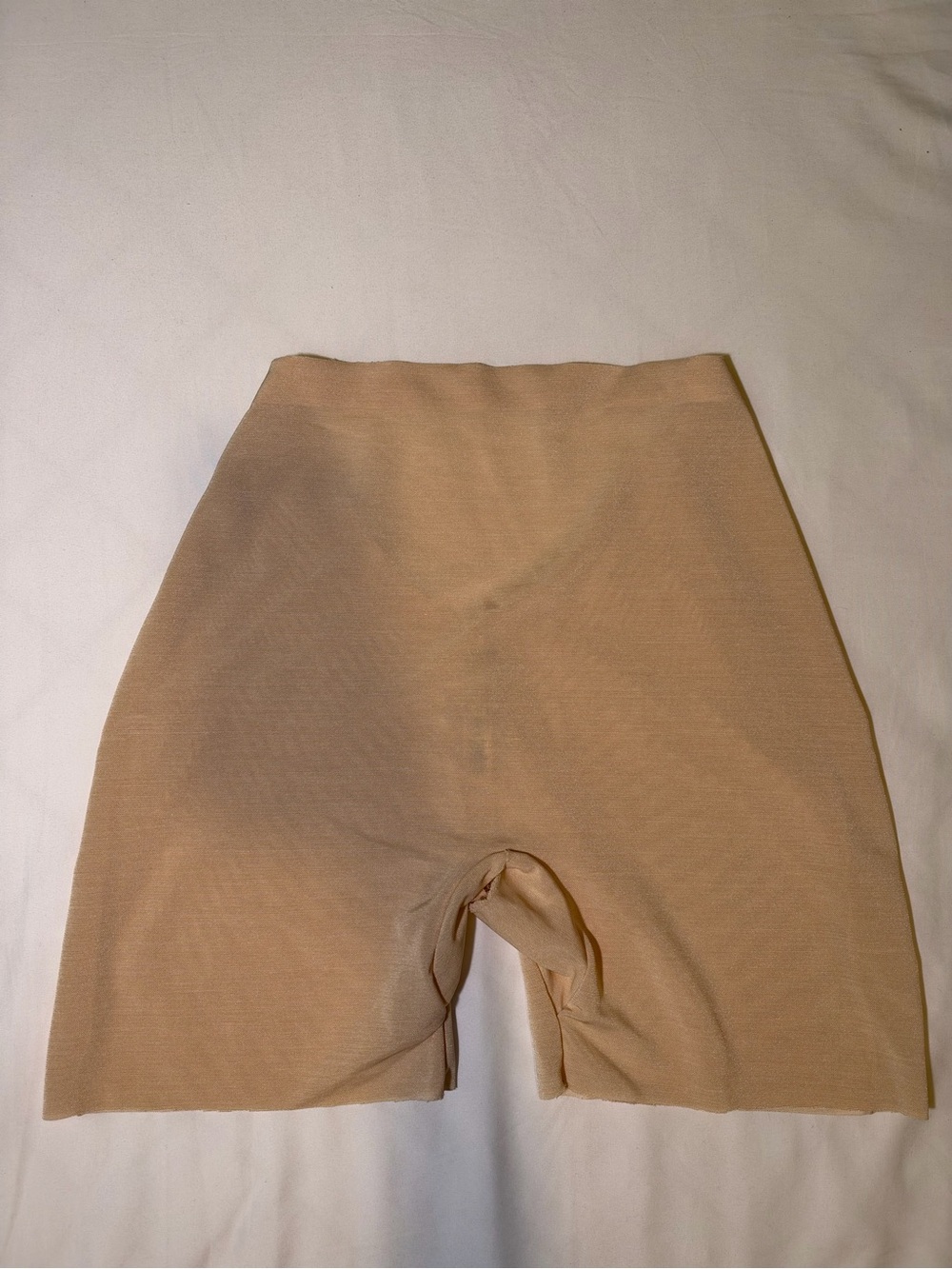 SKIMS LOW BACK SHORT